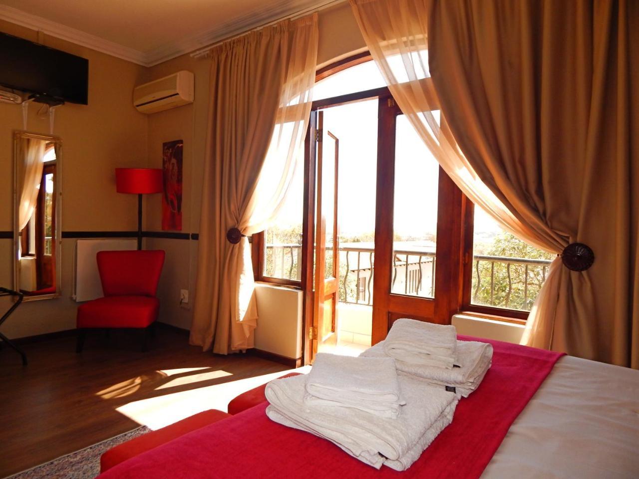 Olympus Manor Hotel Pretoria Exterior photo