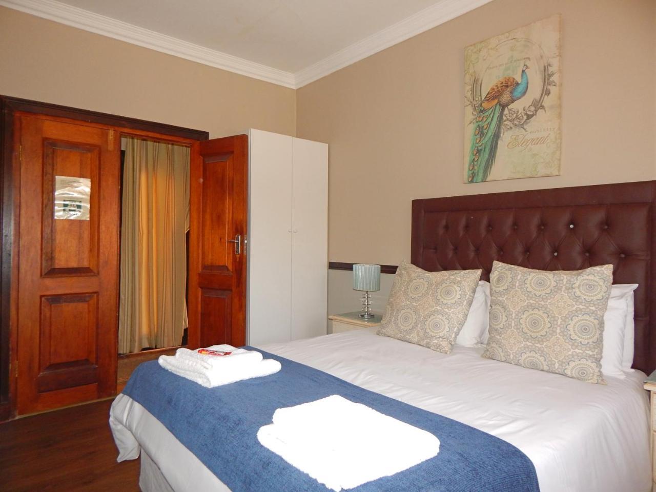 Olympus Manor Hotel Pretoria Exterior photo