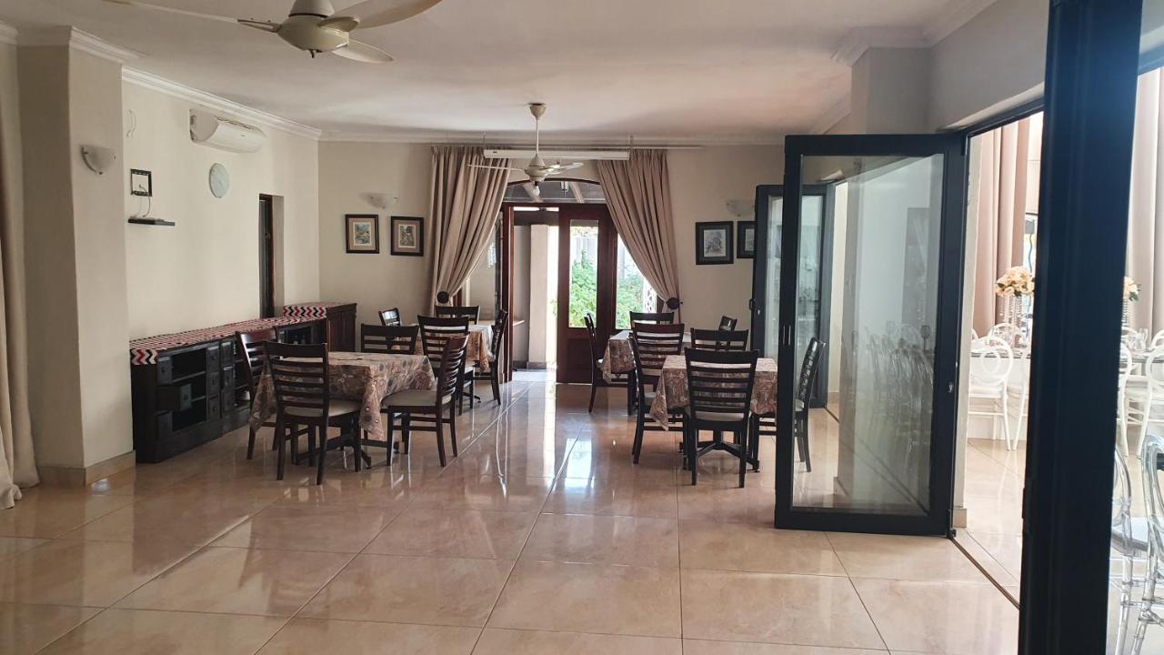 Olympus Manor Hotel Pretoria Exterior photo